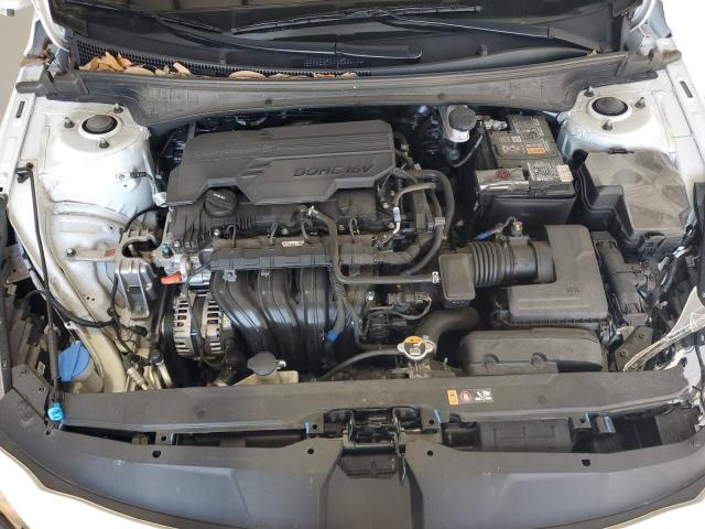 Photo 10 VIN: 5NPLM4AG4PH104914 - HYUNDAI ELANTRA 