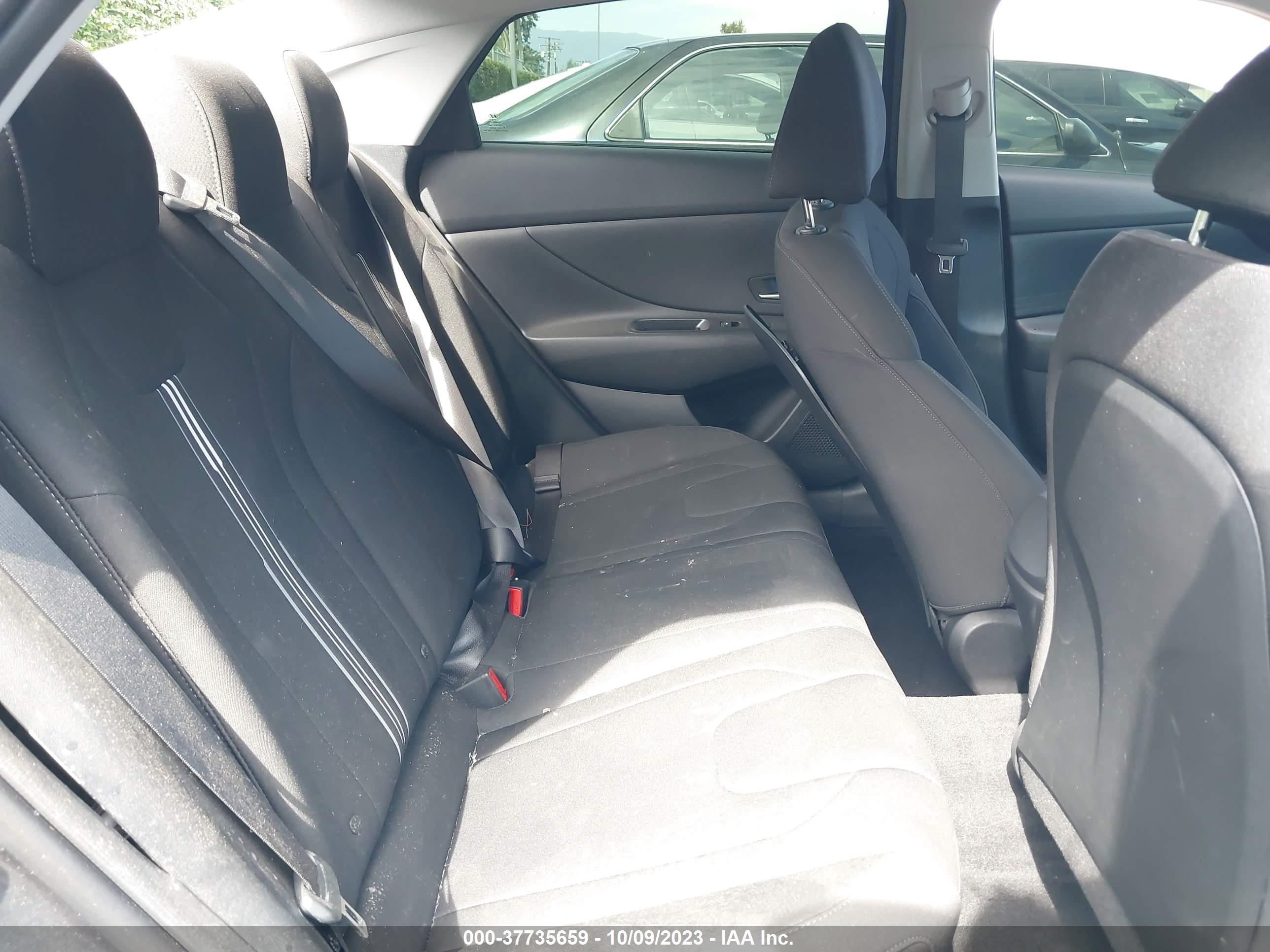 Photo 7 VIN: 5NPLM4AG4PH109627 - HYUNDAI ELANTRA 