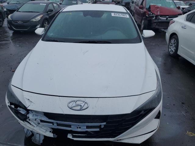 Photo 4 VIN: 5NPLM4AG4PH116867 - HYUNDAI ELANTRA 