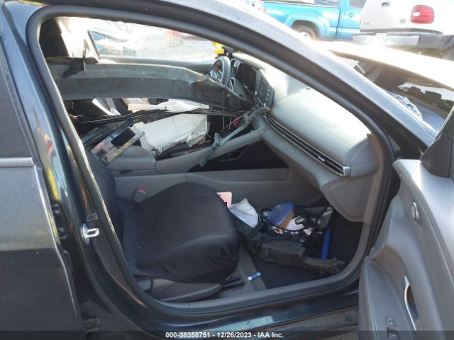 Photo 4 VIN: 5NPLM4AG5MH001867 - HYUNDAI ELANTRA 