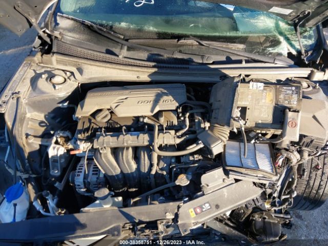 Photo 9 VIN: 5NPLM4AG5MH001867 - HYUNDAI ELANTRA 