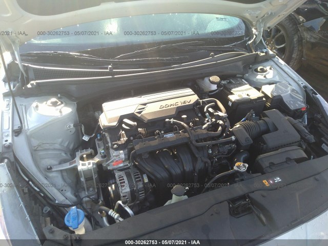 Photo 9 VIN: 5NPLM4AG5MH002582 - HYUNDAI ELANTRA 