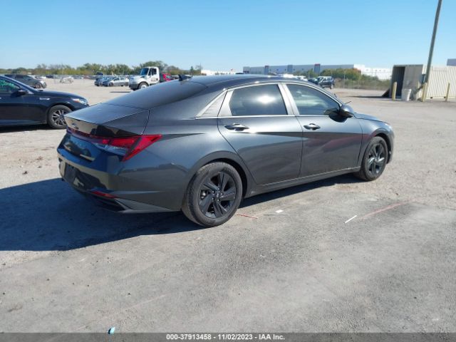 Photo 3 VIN: 5NPLM4AG5MH004400 - HYUNDAI ELANTRA 