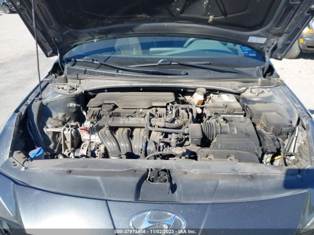 Photo 9 VIN: 5NPLM4AG5MH004400 - HYUNDAI ELANTRA 