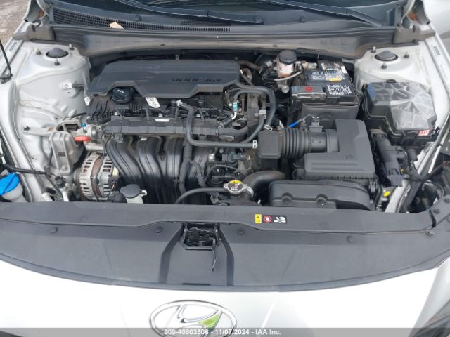 Photo 9 VIN: 5NPLM4AG5MH018202 - HYUNDAI ELANTRA 