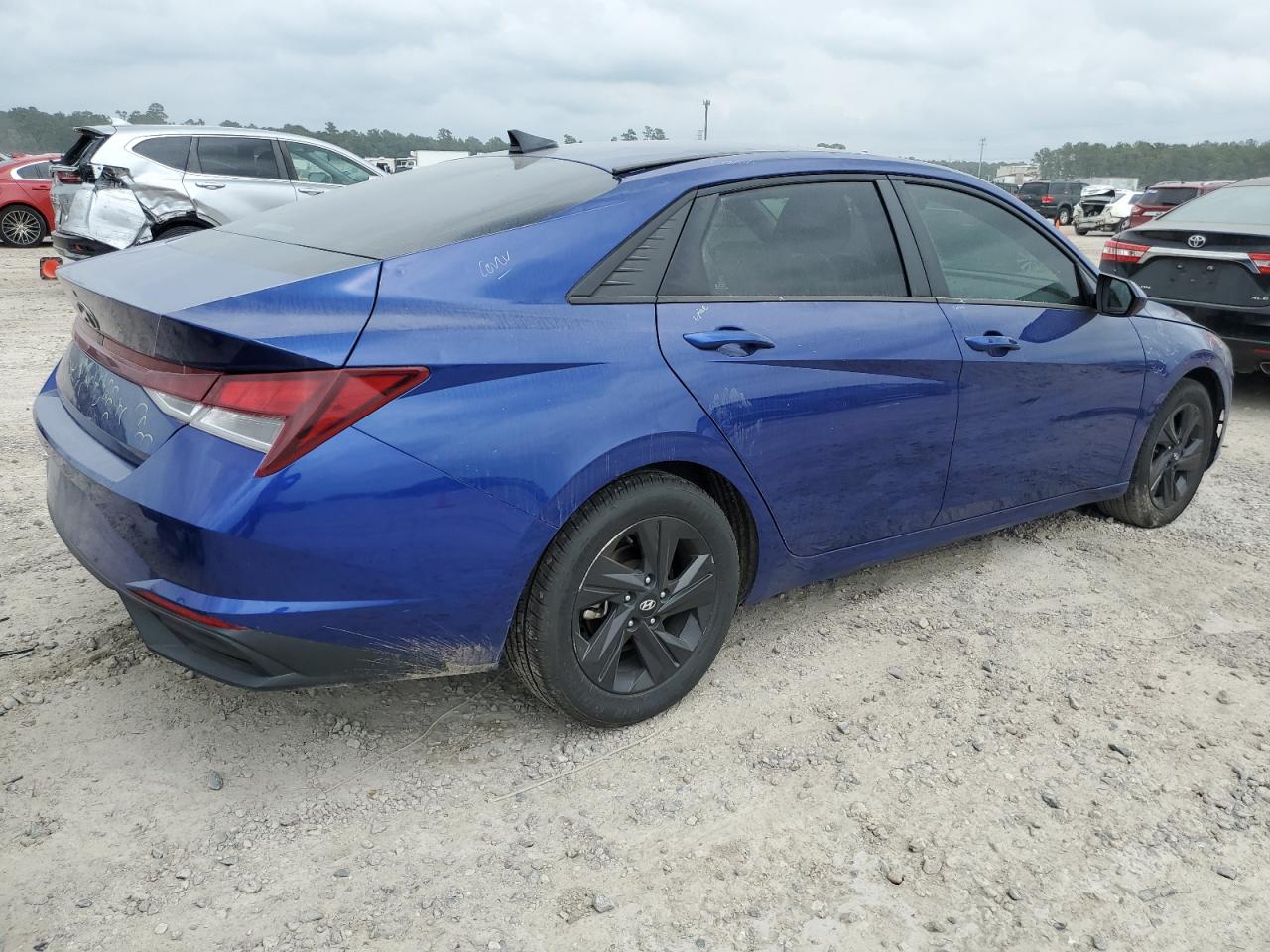 Photo 2 VIN: 5NPLM4AG5MH030494 - HYUNDAI ELANTRA 