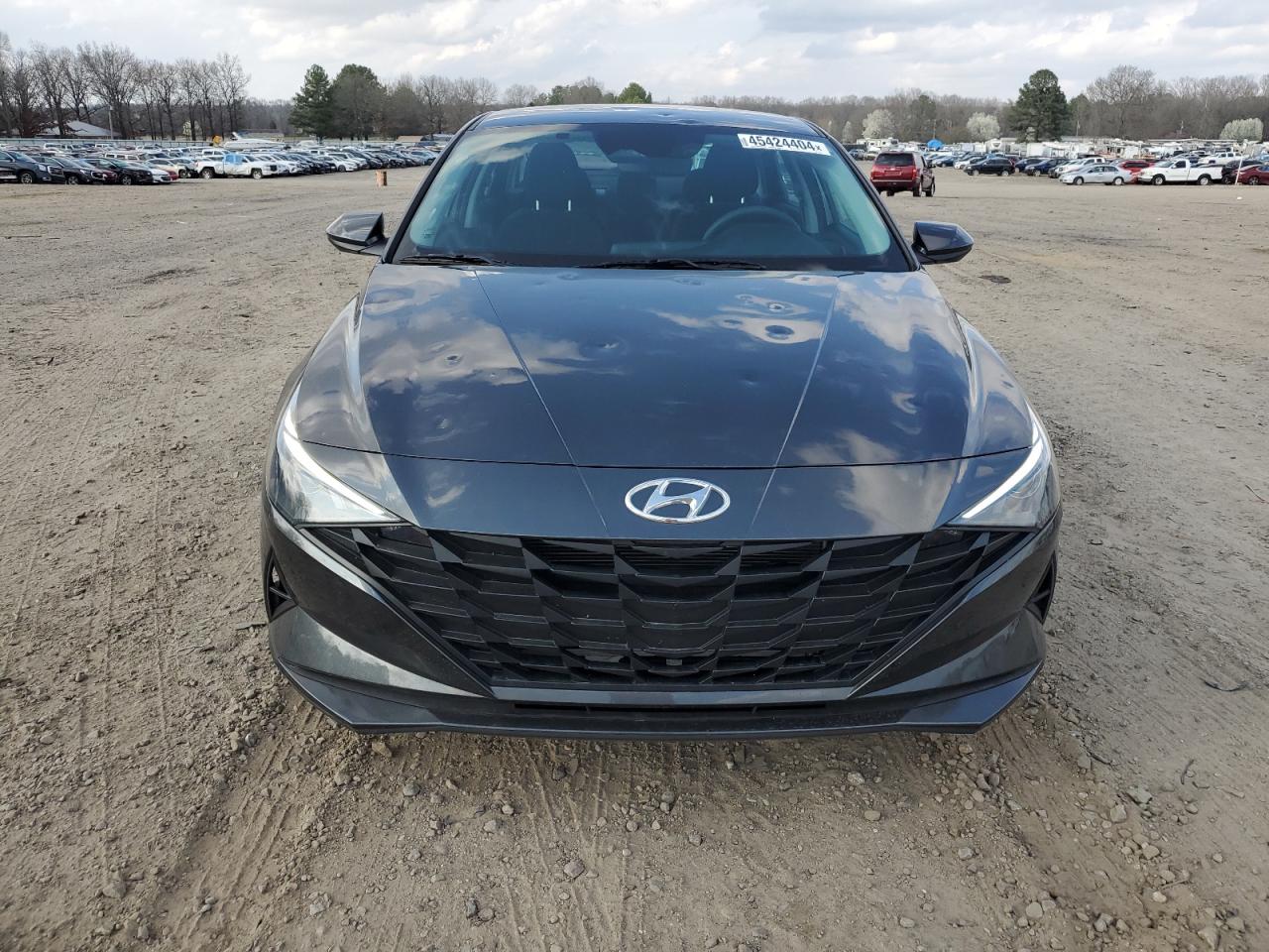 Photo 4 VIN: 5NPLM4AG5PH110785 - HYUNDAI ELANTRA 