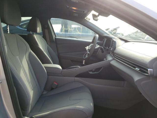 Photo 4 VIN: 5NPLM4AG6MH011680 - HYUNDAI ELANTRA SE 