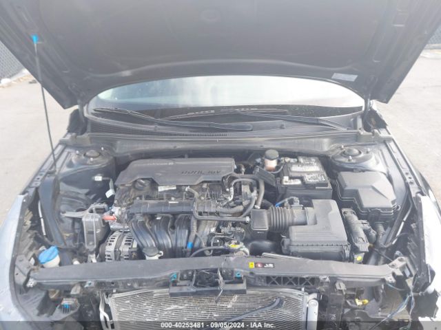 Photo 9 VIN: 5NPLM4AG6MH037311 - HYUNDAI ELANTRA 