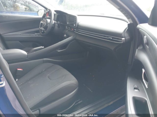 Photo 4 VIN: 5NPLM4AG6MH039267 - HYUNDAI ELANTRA 