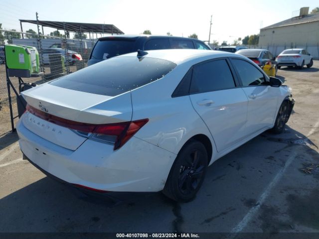 Photo 3 VIN: 5NPLM4AG6NH066101 - HYUNDAI ELANTRA 