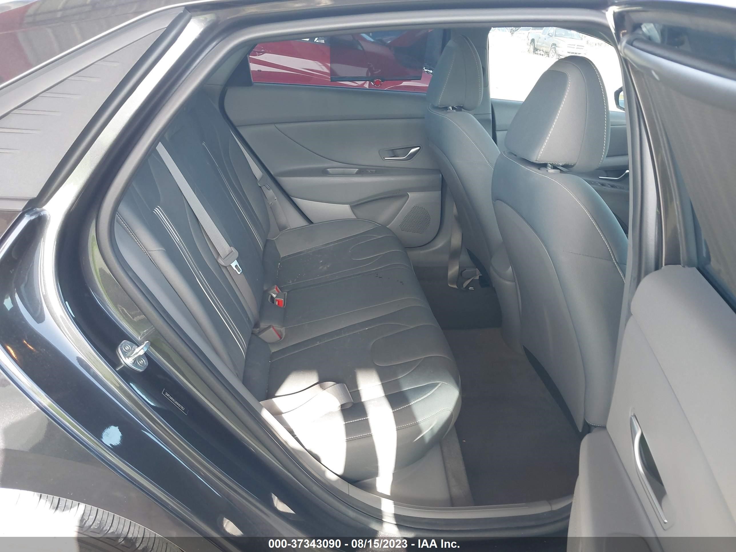 Photo 7 VIN: 5NPLM4AG6NH077857 - HYUNDAI ELANTRA 