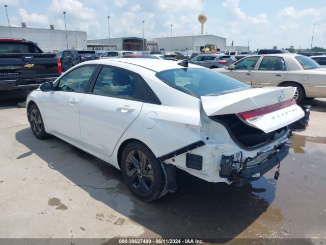 Photo 2 VIN: 5NPLM4AG6PH101562 - HYUNDAI ELANTRA 