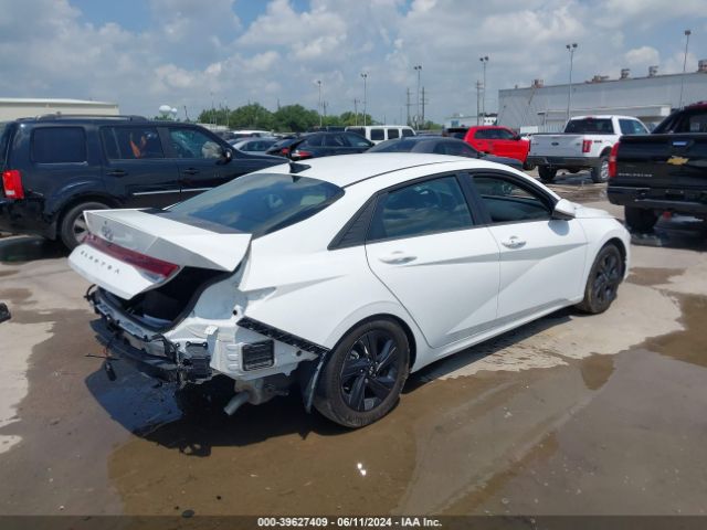 Photo 3 VIN: 5NPLM4AG6PH101562 - HYUNDAI ELANTRA 