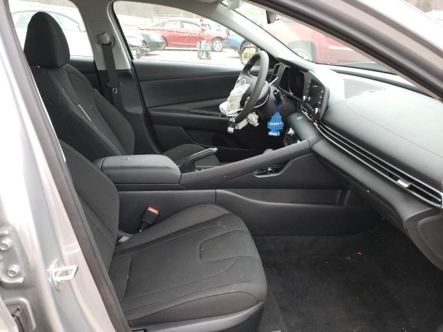 Photo 4 VIN: 5NPLM4AG7MH000915 - HYUNDAI ELANTRA SE 