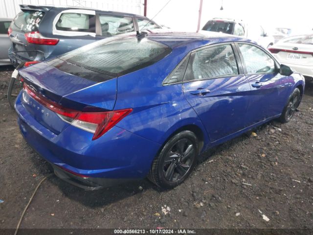 Photo 3 VIN: 5NPLM4AG7MH021862 - HYUNDAI ELANTRA 