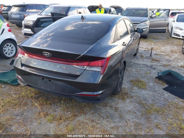 Photo 3 VIN: 5NPLM4AG7MH034224 - HYUNDAI ELANTRA 