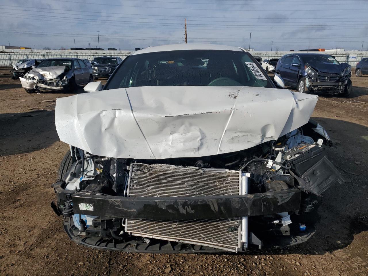 Photo 4 VIN: 5NPLM4AG7NH064325 - HYUNDAI ELANTRA 