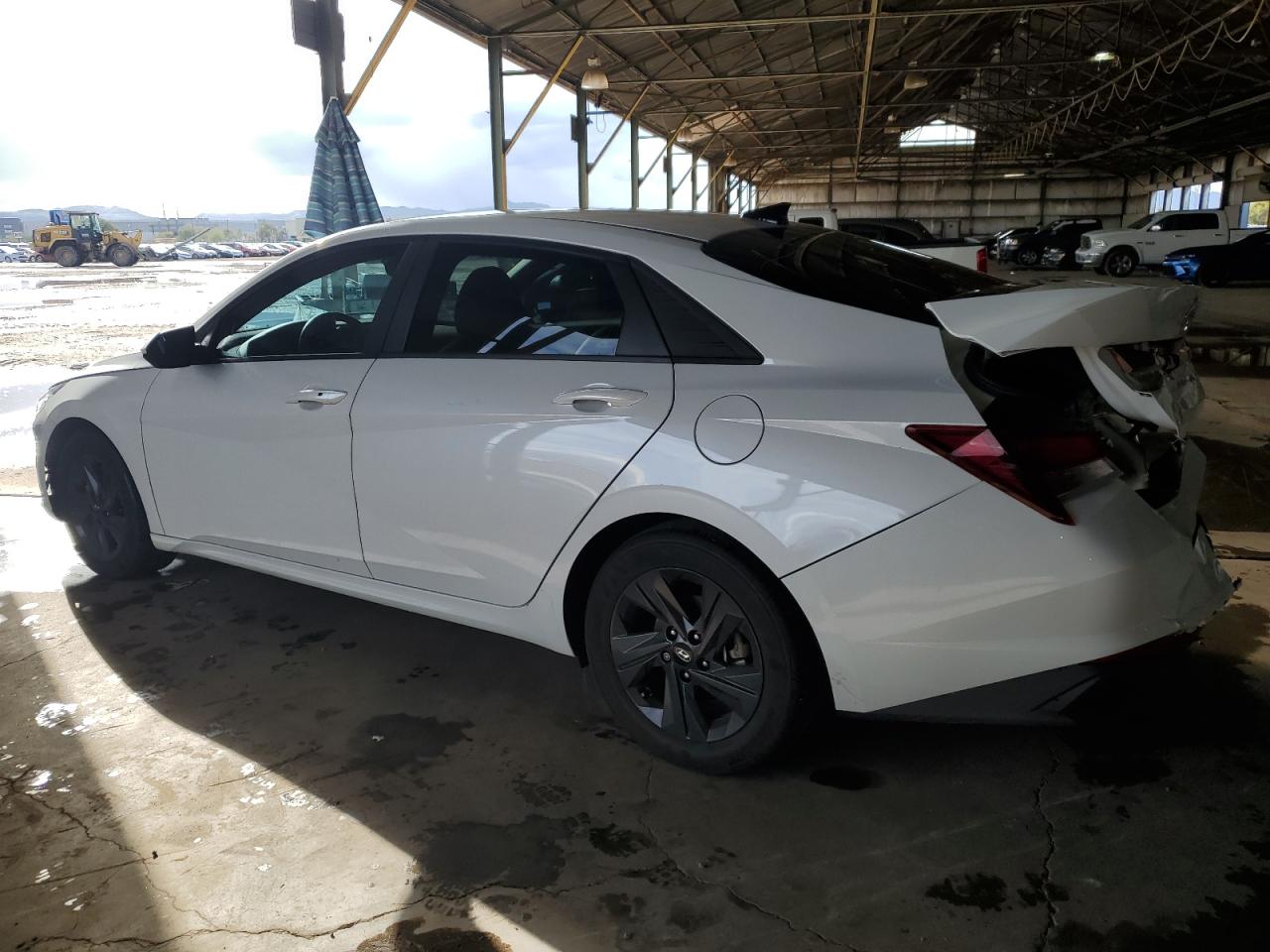 Photo 1 VIN: 5NPLM4AG7NH065720 - HYUNDAI ELANTRA 