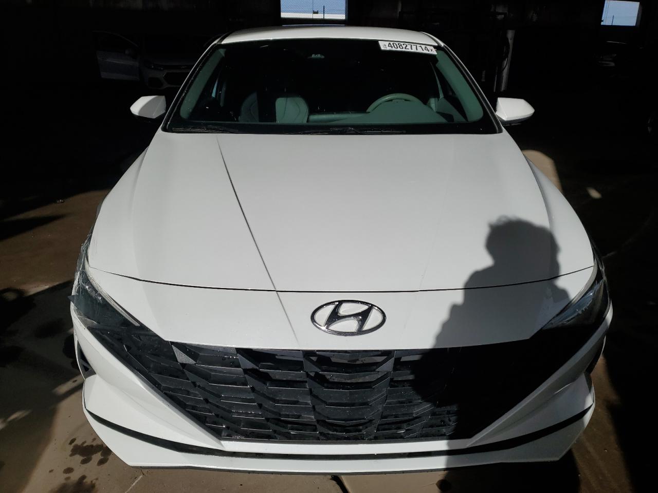 Photo 4 VIN: 5NPLM4AG7NH065720 - HYUNDAI ELANTRA 