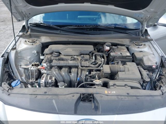 Photo 9 VIN: 5NPLM4AG7NH066379 - HYUNDAI ELANTRA 