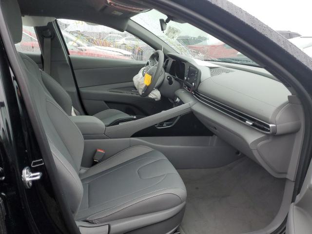 Photo 4 VIN: 5NPLM4AG7PH093150 - HYUNDAI ELANTRA SE 