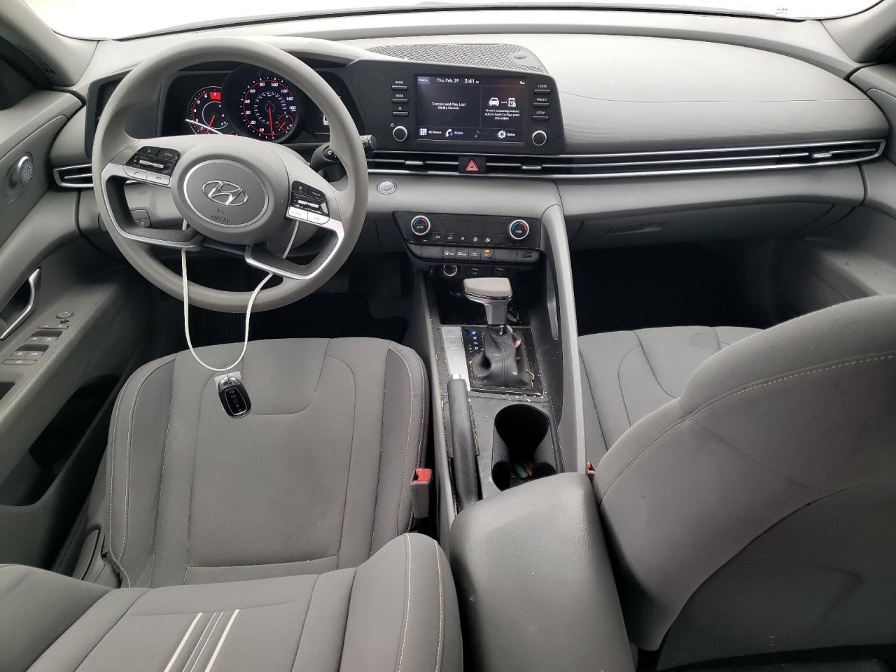 Photo 7 VIN: 5NPLM4AG8MH030991 - HYUNDAI ELANTRA 