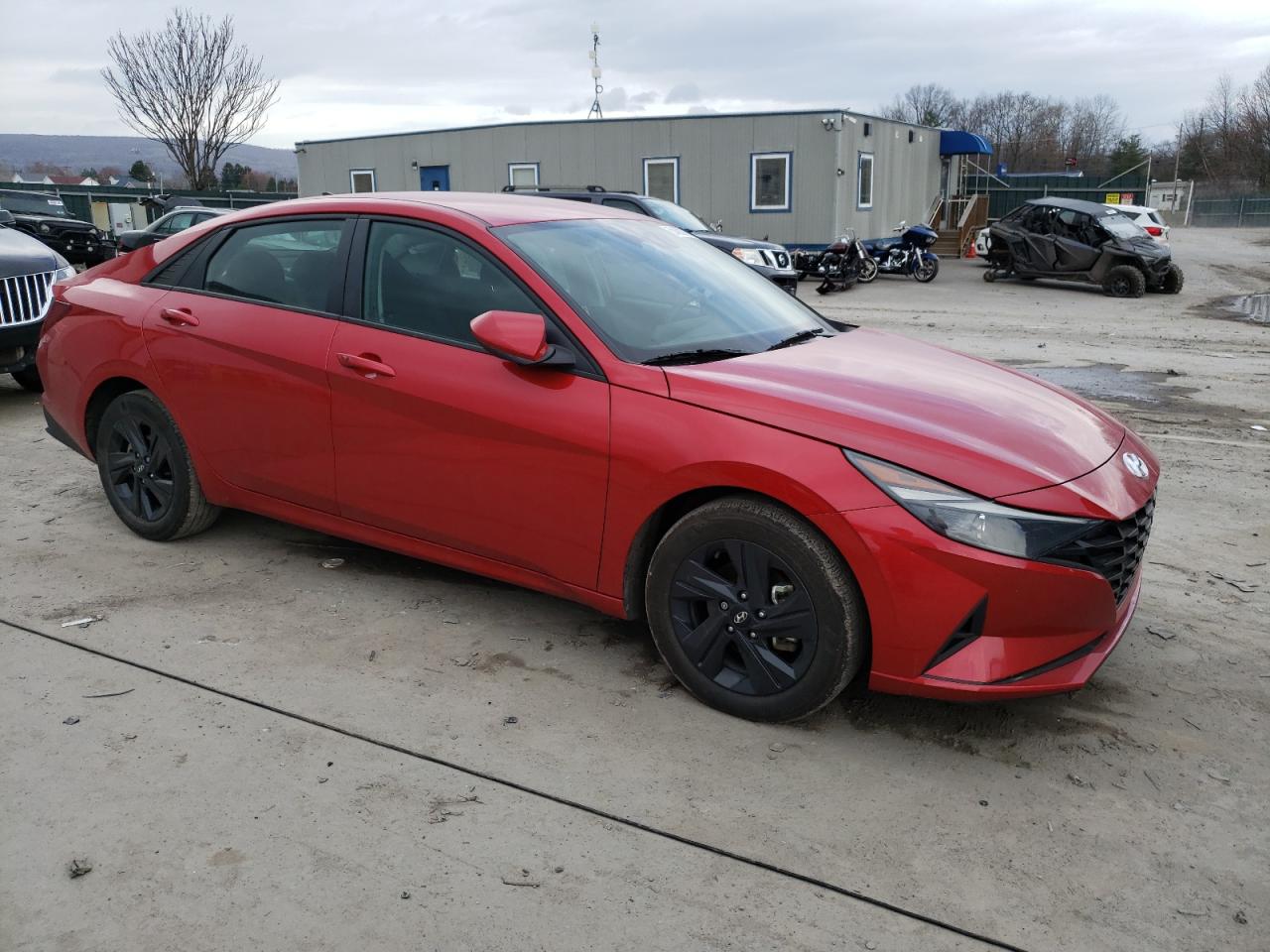 Photo 3 VIN: 5NPLM4AG8PH116757 - HYUNDAI ELANTRA 