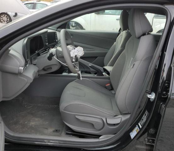 Photo 6 VIN: 5NPLM4AG8PH117746 - HYUNDAI ELANTRA 