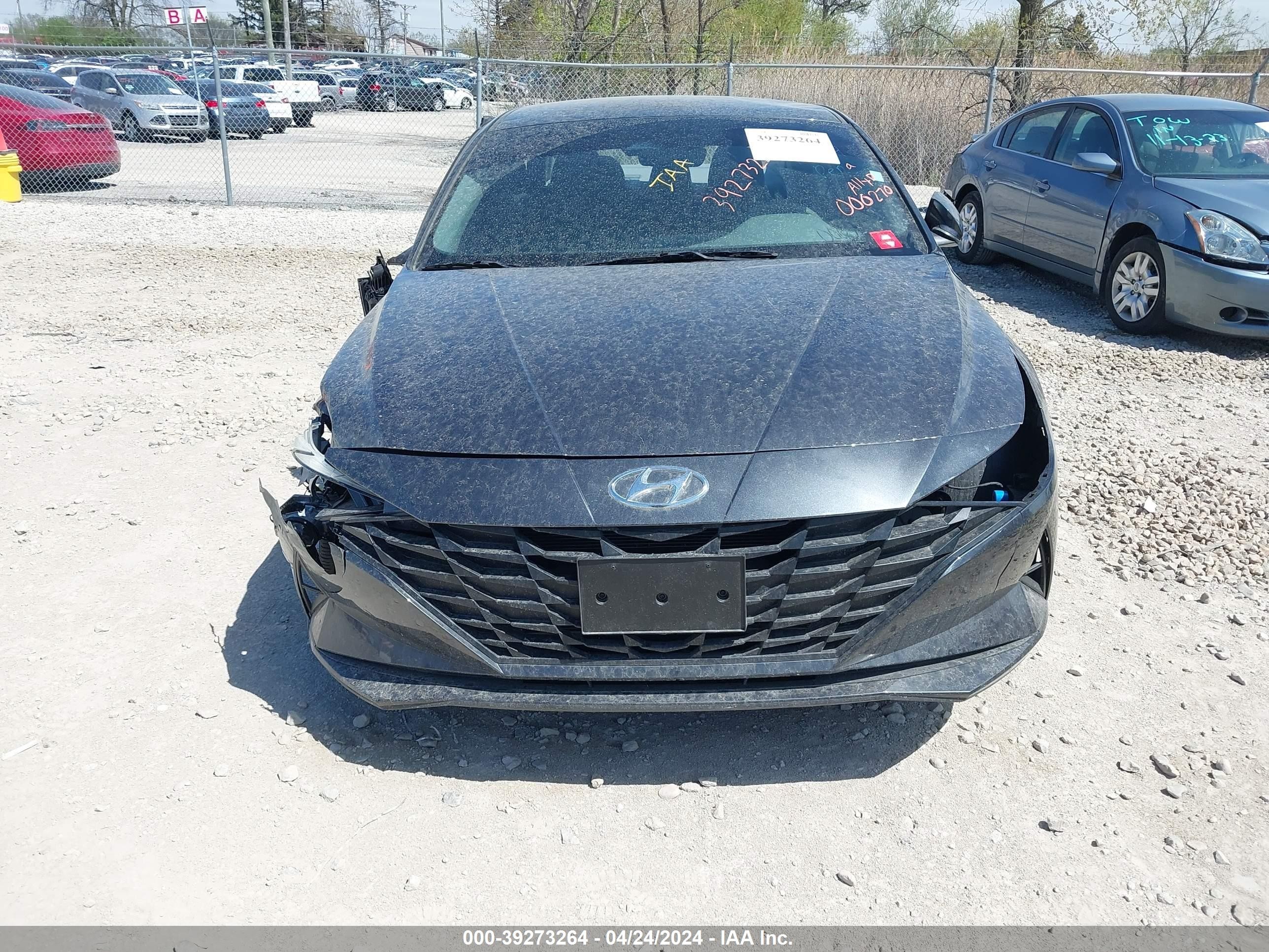 Photo 11 VIN: 5NPLM4AG9MH000270 - HYUNDAI ELANTRA 