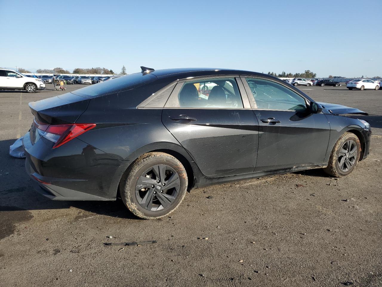 Photo 2 VIN: 5NPLM4AG9MH001855 - HYUNDAI ELANTRA 