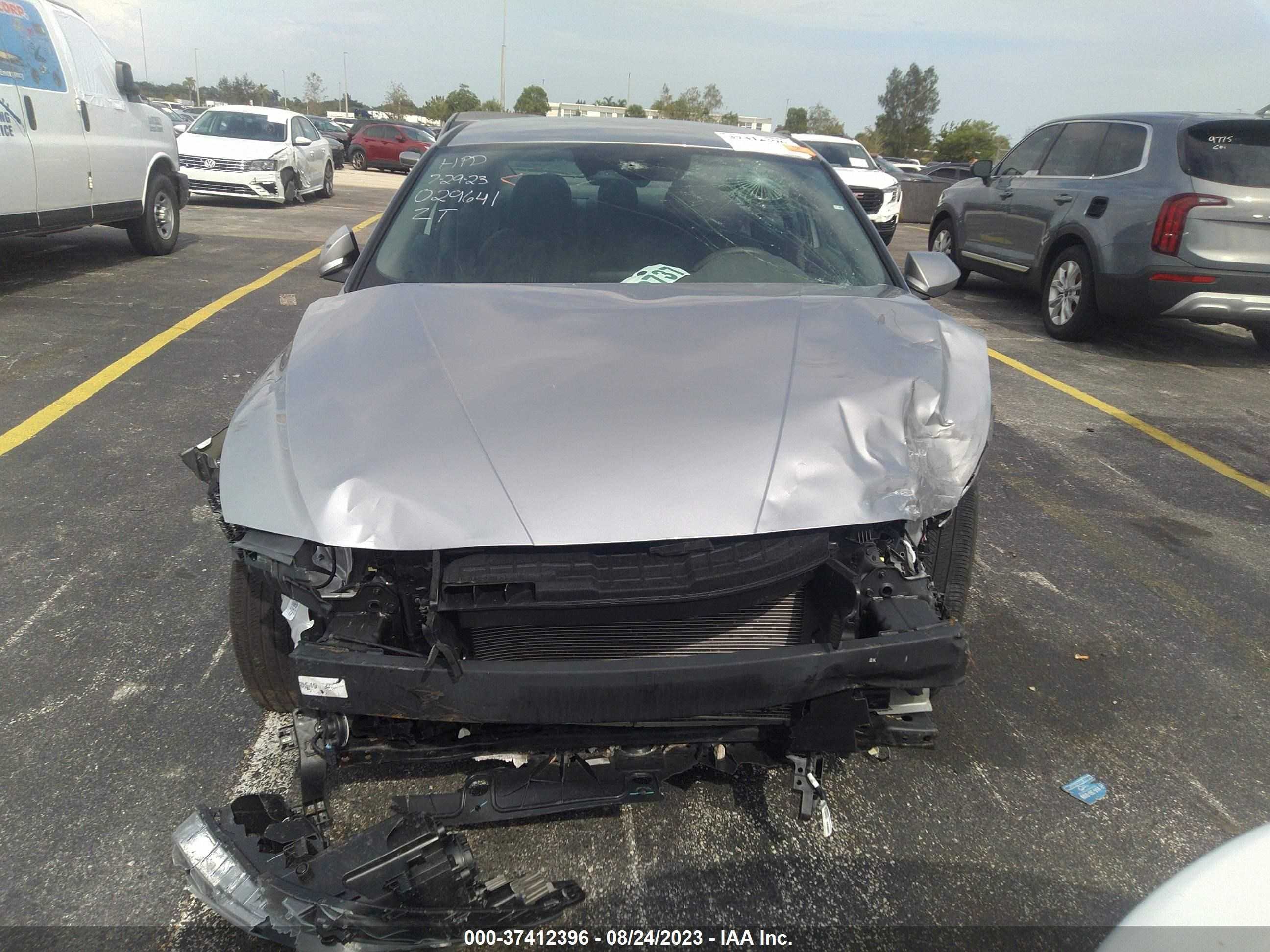 Photo 12 VIN: 5NPLM4AG9MH029641 - HYUNDAI ELANTRA 