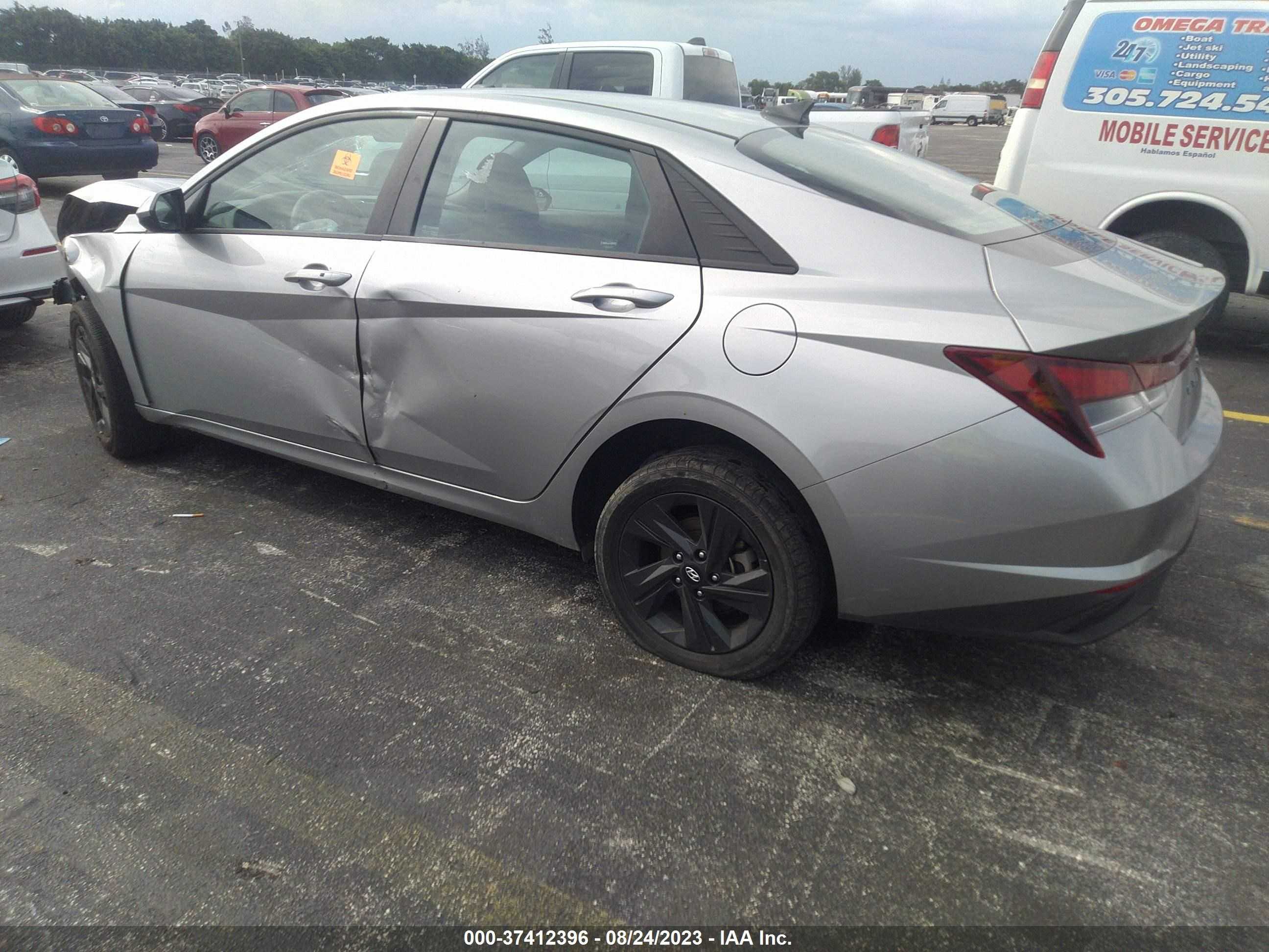 Photo 2 VIN: 5NPLM4AG9MH029641 - HYUNDAI ELANTRA 