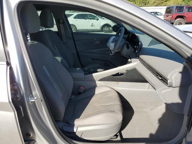 Photo 4 VIN: 5NPLM4AG9MH044379 - HYUNDAI ELANTRA SE 