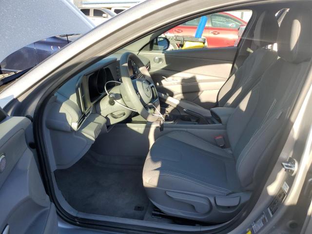 Photo 6 VIN: 5NPLM4AG9NH083877 - HYUNDAI ELANTRA SE 