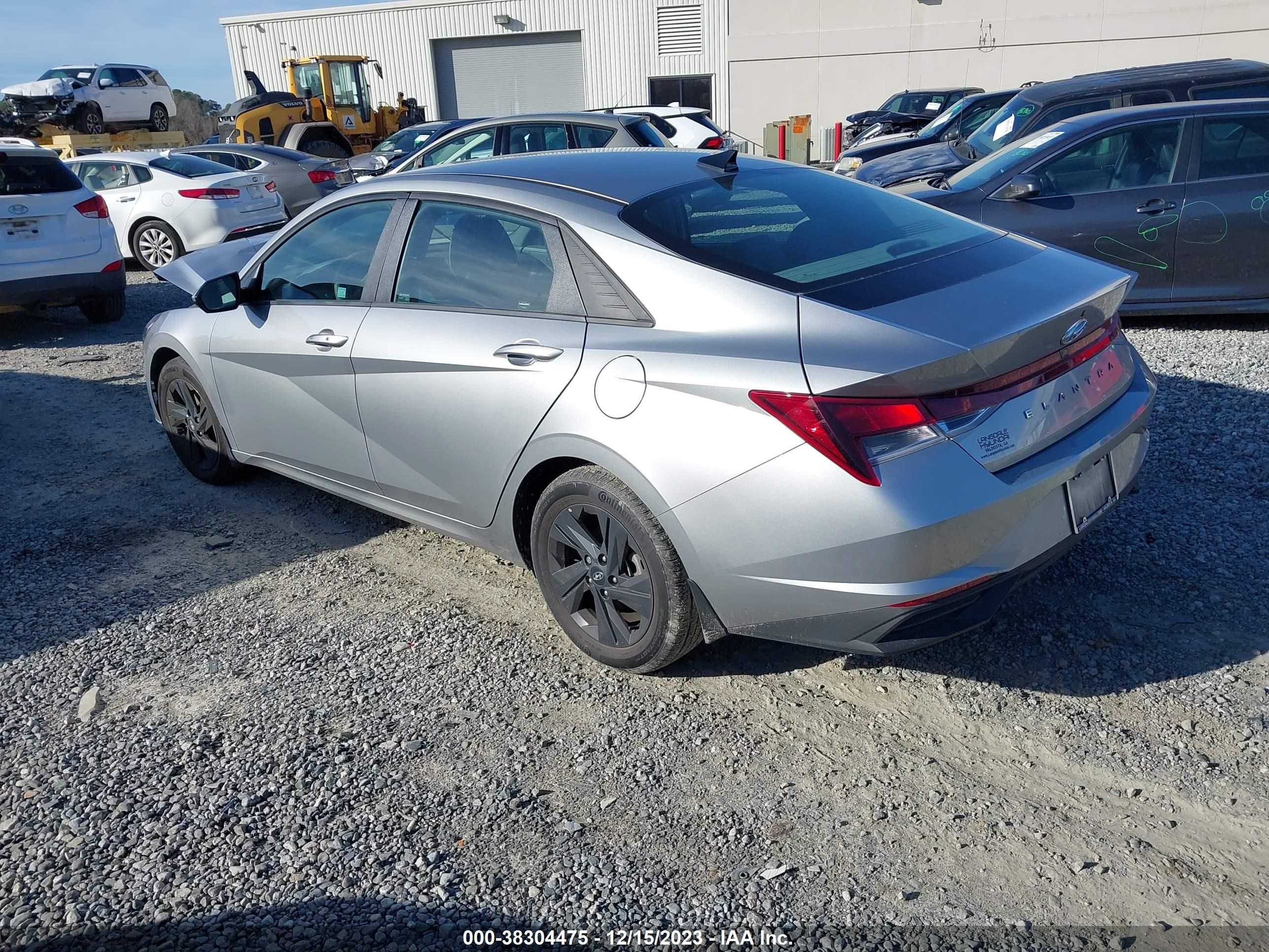 Photo 2 VIN: 5NPLM4AG9PH110188 - HYUNDAI ELANTRA 