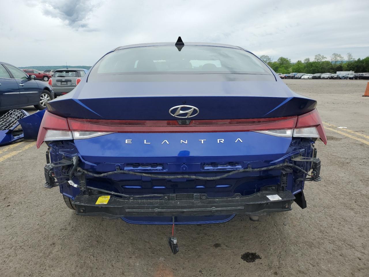 Photo 5 VIN: 5NPLM4AGXMH013738 - HYUNDAI ELANTRA 