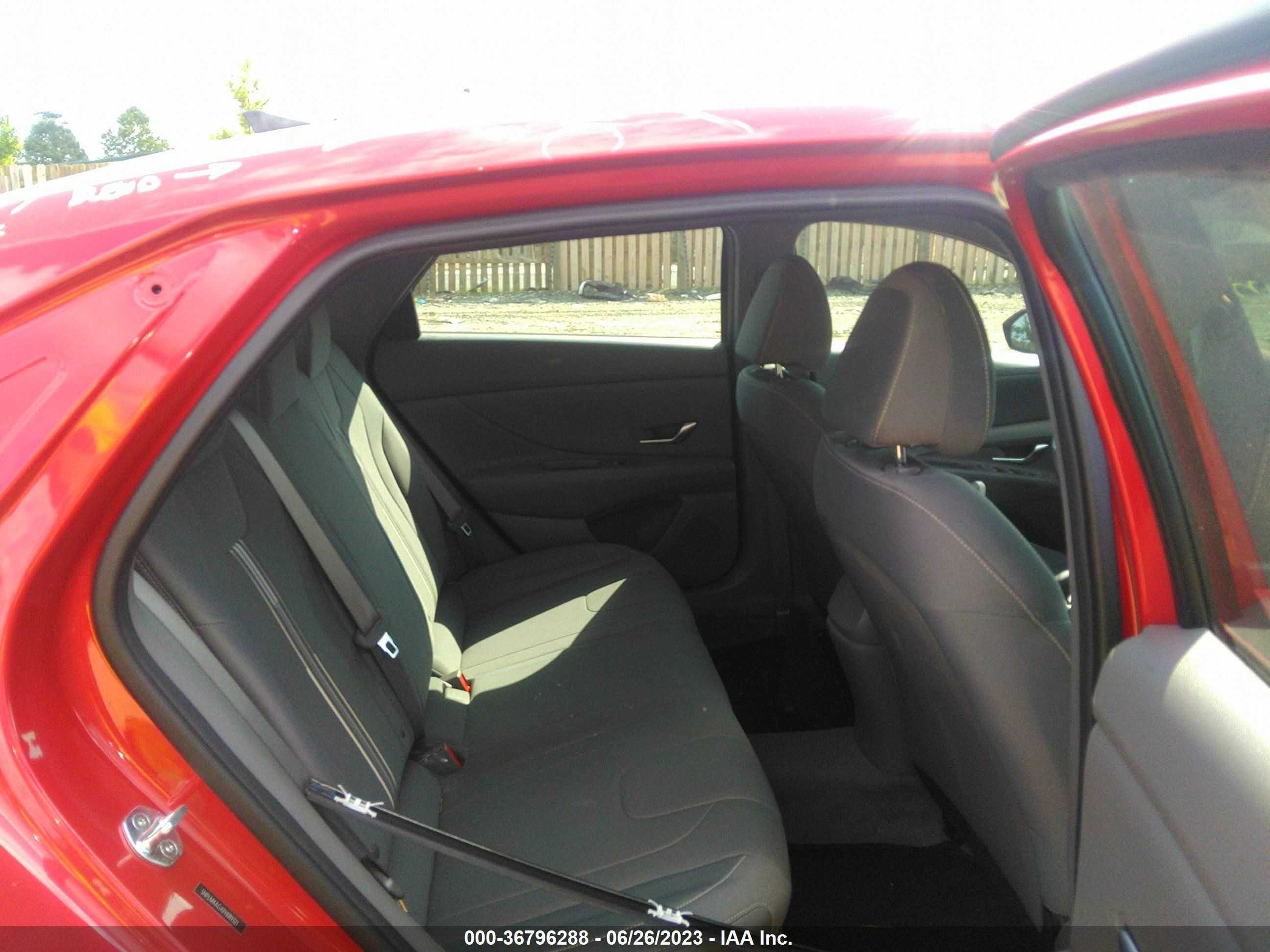 Photo 7 VIN: 5NPLM4AGXPH089321 - HYUNDAI ELANTRA 