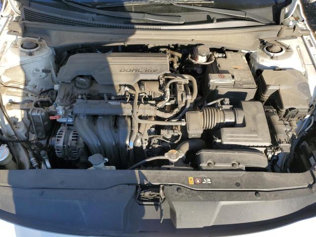 Photo 10 VIN: 5NPLN4AG2MH030773 - HYUNDAI ELANTRA 