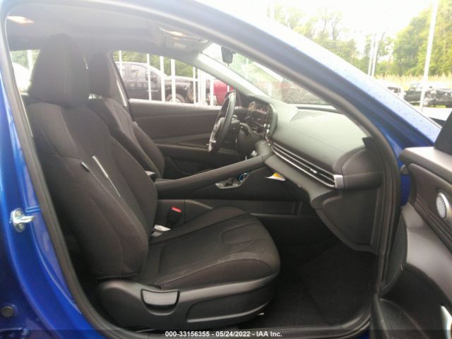 Photo 4 VIN: 5NPLN4AG3NH062424 - HYUNDAI ELANTRA 