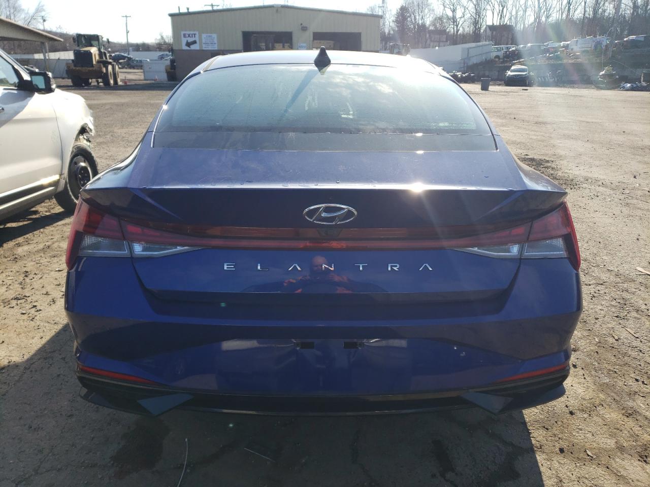 Photo 5 VIN: 5NPLN4AG5NH065373 - HYUNDAI ELANTRA 