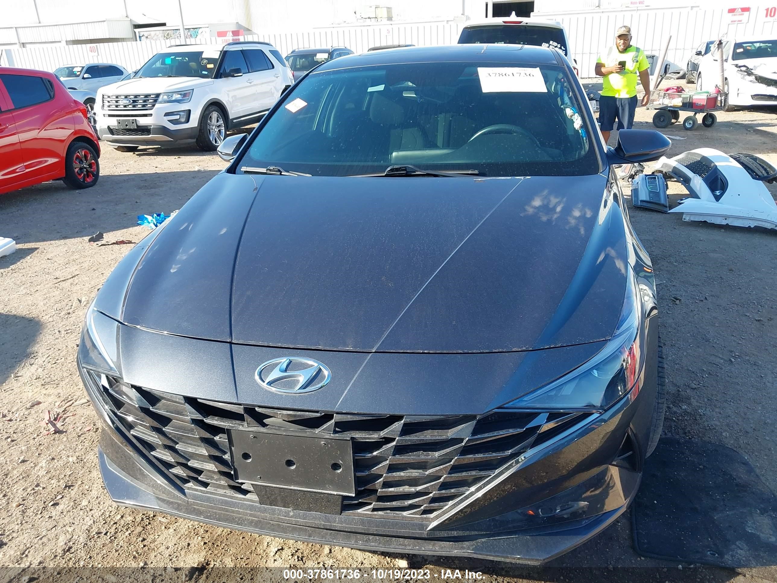 Photo 12 VIN: 5NPLN4AG7MH009806 - HYUNDAI ELANTRA 