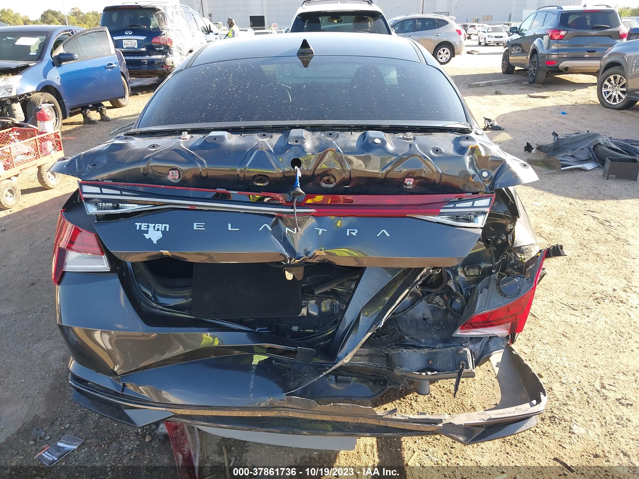 Photo 16 VIN: 5NPLN4AG7MH009806 - HYUNDAI ELANTRA 