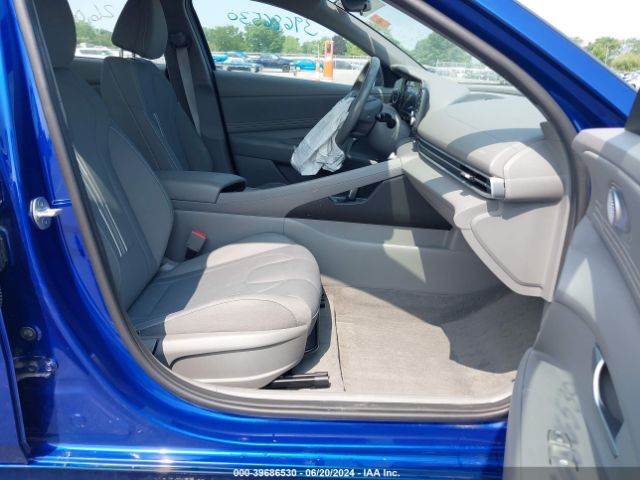 Photo 4 VIN: 5NPLN4AG9MH020581 - HYUNDAI ELANTRA 