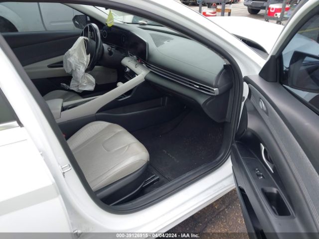 Photo 4 VIN: 5NPLP4AG3MH013233 - HYUNDAI ELANTRA 