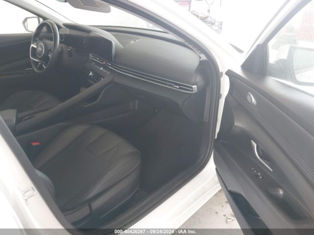 Photo 4 VIN: 5NPLP4AG3PH113532 - HYUNDAI ELANTRA 