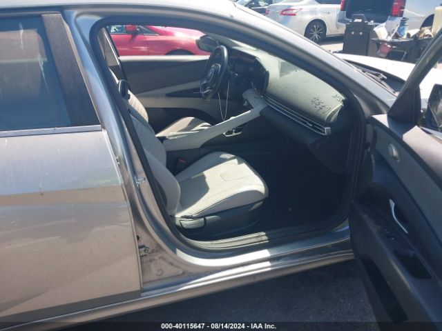 Photo 4 VIN: 5NPLP4AG5MH027960 - HYUNDAI ELANTRA 