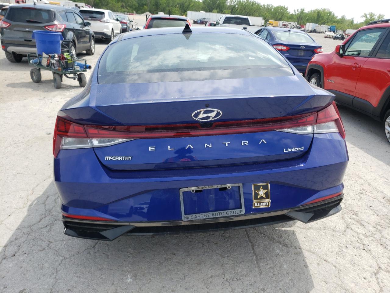 Photo 5 VIN: 5NPLP4AG6PH088819 - HYUNDAI ELANTRA 