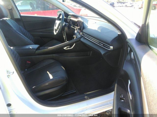 Photo 4 VIN: 5NPLP4AG9MH017433 - HYUNDAI ELANTRA 