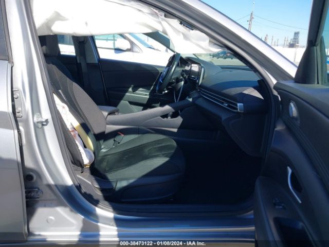 Photo 4 VIN: 5NPLS4AG0MH051971 - HYUNDAI ELANTRA 